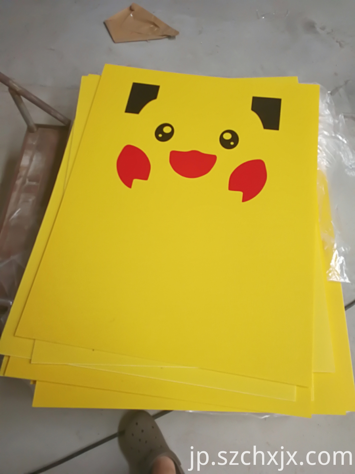 成形およびサンプル Molding and Samples